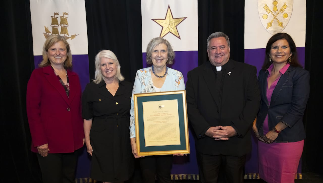 Margarete L. Zalon, Ph.D., Receives Earl Award image